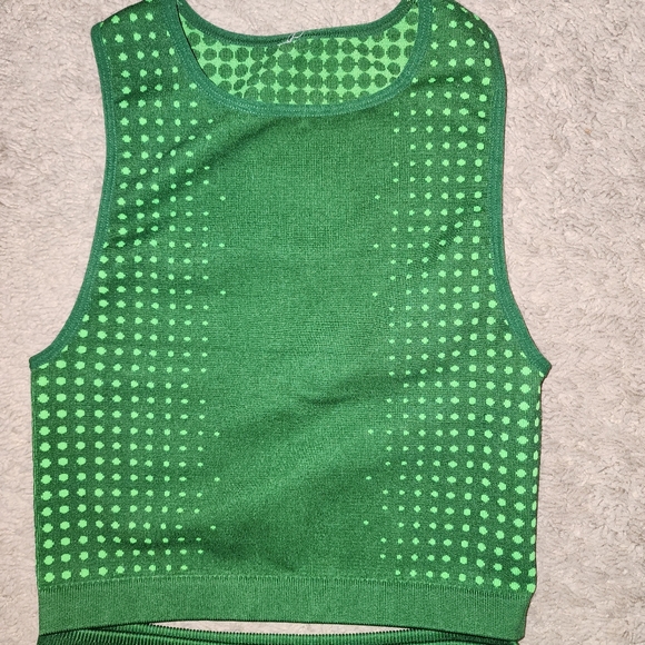 Fabletics - Picture 3 of 6